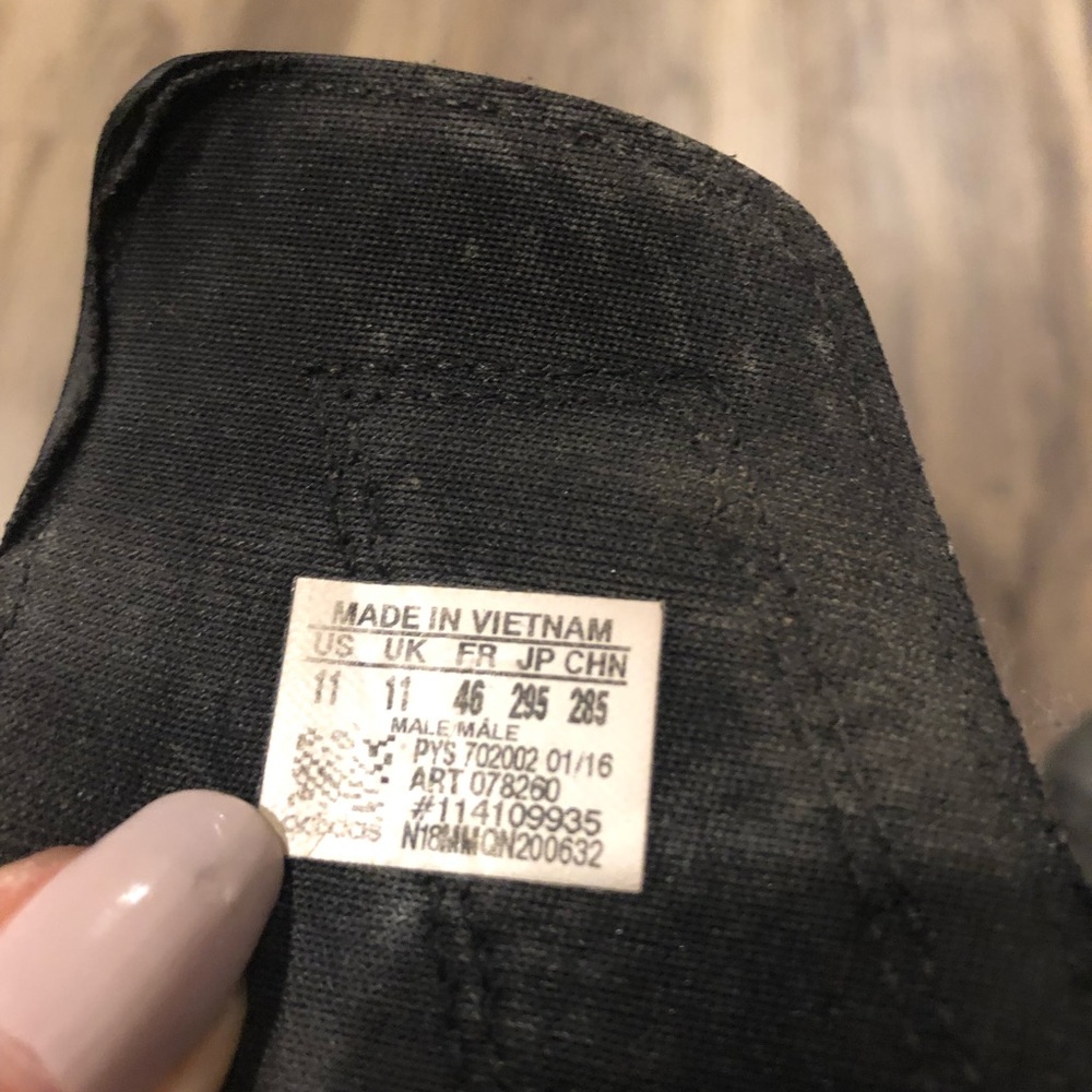 Adidas Slides - Picture 6 of 6